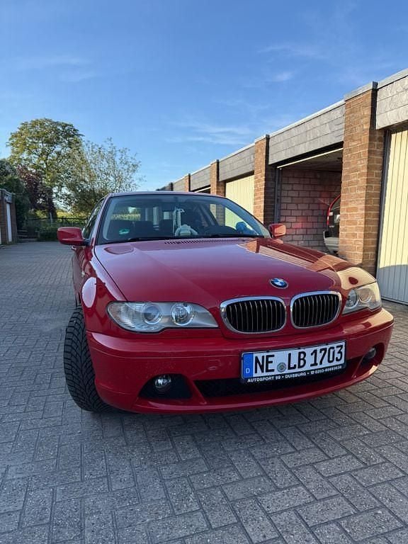 Gebraucht BMW 330 231 PS (169 kW) 2005 Rot Coupé