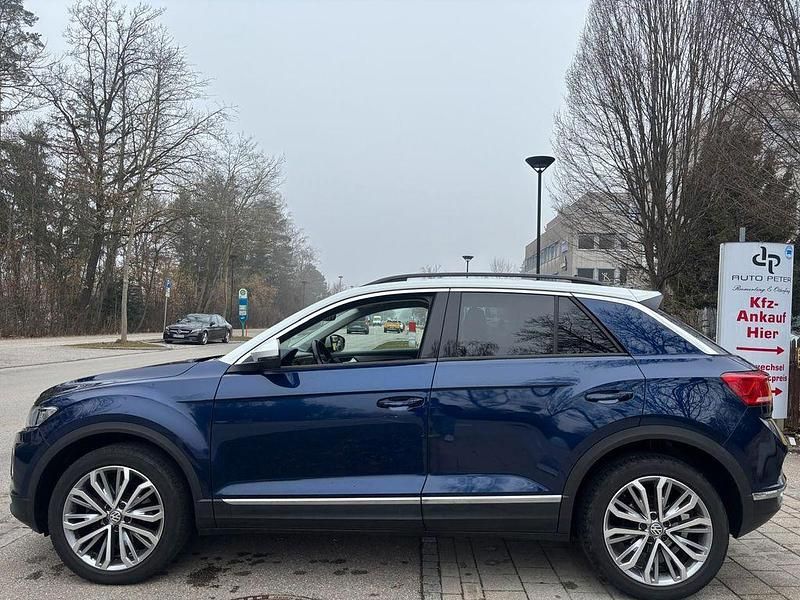 Gebraucht VW T-Roc Style 150 PS (110 kW) 2020 Atlantik blue metallic SUV