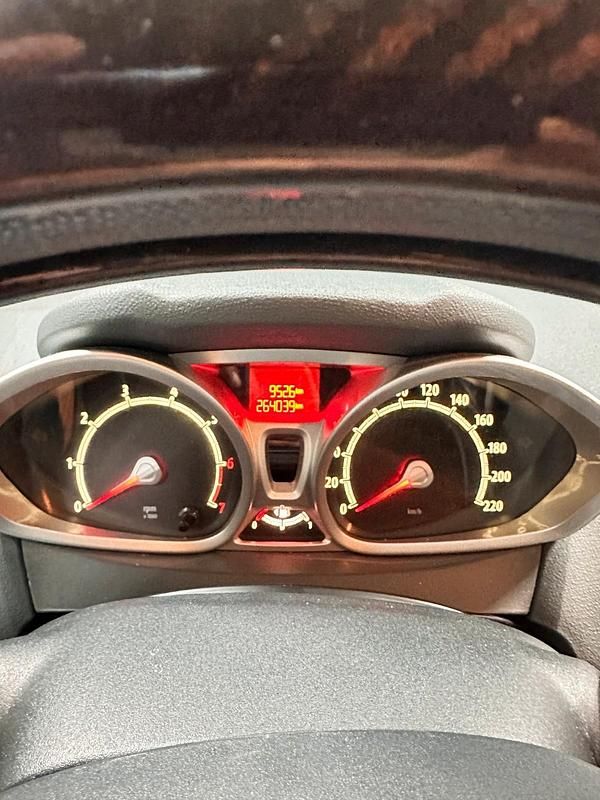 Gebraucht Ford Fiesta 82 PS (60 kW) 2009 Schwarz Kleinwagen