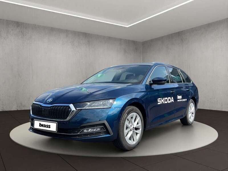 Lavablau metallic Gebraucht 2025 Skoda Octavia Style Kombi | 33.800 € (Superpreis) - Bild 1/4