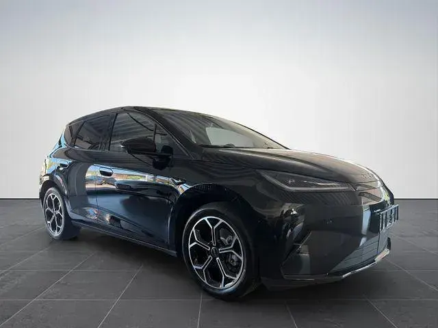 Neu BYD Dolphin Comfort 155 kW (212 PS) 2026 Obsidian black Kleinwagen