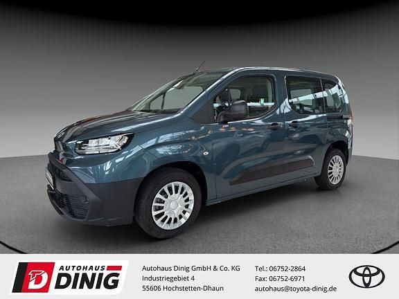 Blau Gebraucht 2024 Toyota Proace Verso City Kombi | 25.495 € (Guter Preis) - Bild 1/3