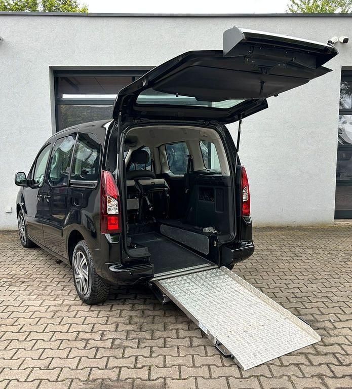 Gebraucht Citroën Berlingo 92 PS (67 kW) 2012 Schwarz Van / Kleinbus