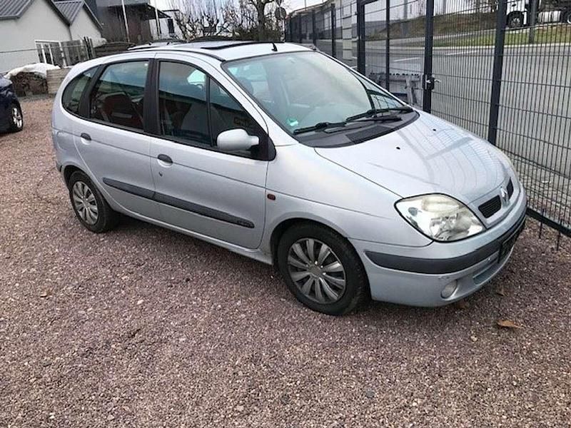 Silber Gebraucht 2000 Renault Scénic Van / Kleinbus | 750 € (Guter Preis) - Bild 1/4