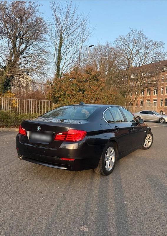 Gebraucht BMW 530 245 PS (180 kW) 2010 Grau Limousine