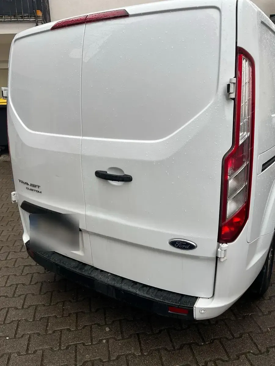 Gebraucht Ford Transit 105 PS (77 kW) 2021 Weiß Van / Kleinbus