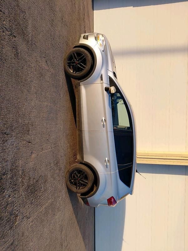 Gebraucht Ford Kuga 136 PS (100 kW) 2011 Silber SUV