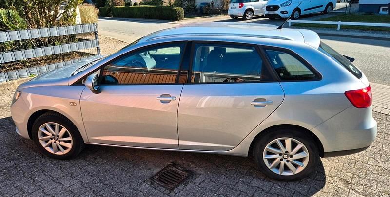 Gebraucht Seat Ibiza ST Style 75 PS (55 kW) 2015 Grau Kombi