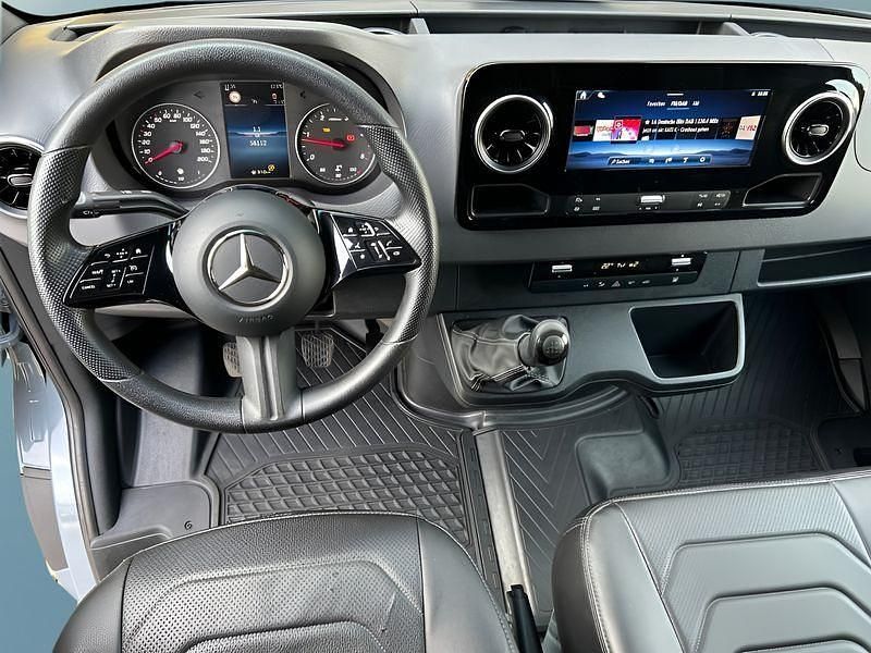 Gebraucht Mercedes Sprinter 170 PS (125 kW) 2024 Blau Van