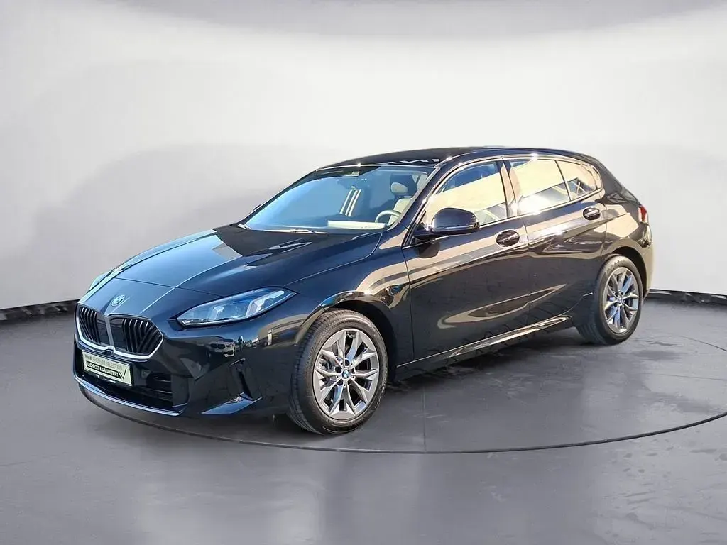 Używany BMW 120 Efficient Dynamics 156 KM (114 kW) 2025 Czarny Hatchback