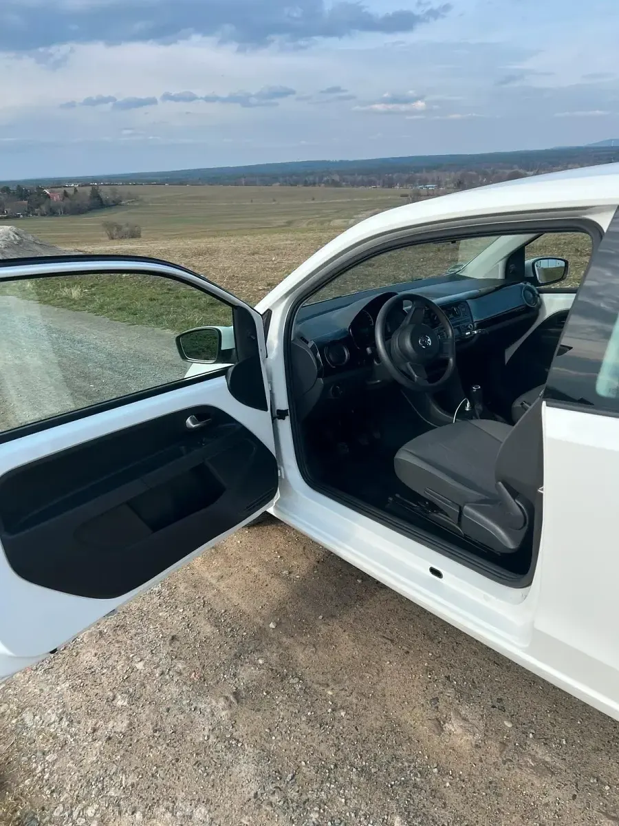 Gebraucht VW up! 60 PS (44 kW) 2015 Weiß Kleinwagen