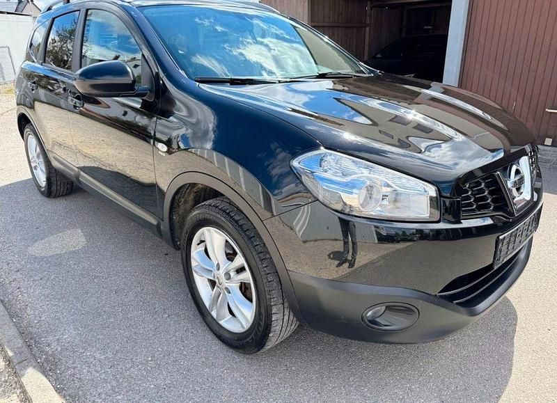 Schwarz Gebraucht 2010 Nissan Qashqai +2 Acenta SUV | 5.900 € (Fairer Preis) - Bild 1/4