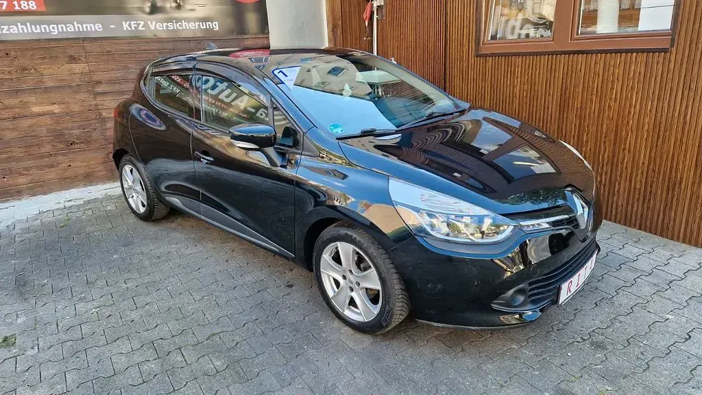 Gebraucht Renault Clio IV Dynamique 120 PS (88 kW) 2015 Sternenschwarz Limousine