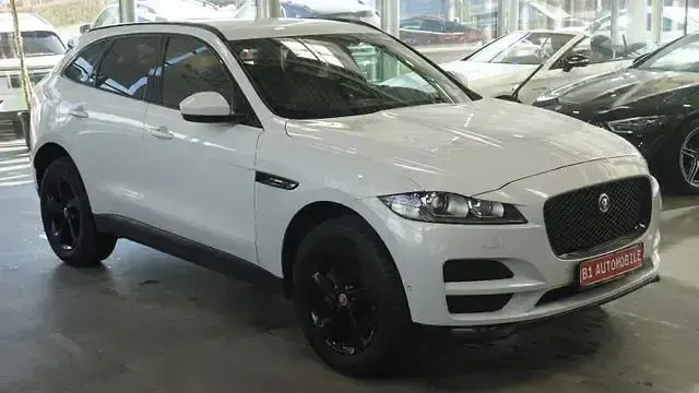 Gebraucht Jaguar F-Pace Prestige 180 PS (132 kW) 2017 Weiß SUV