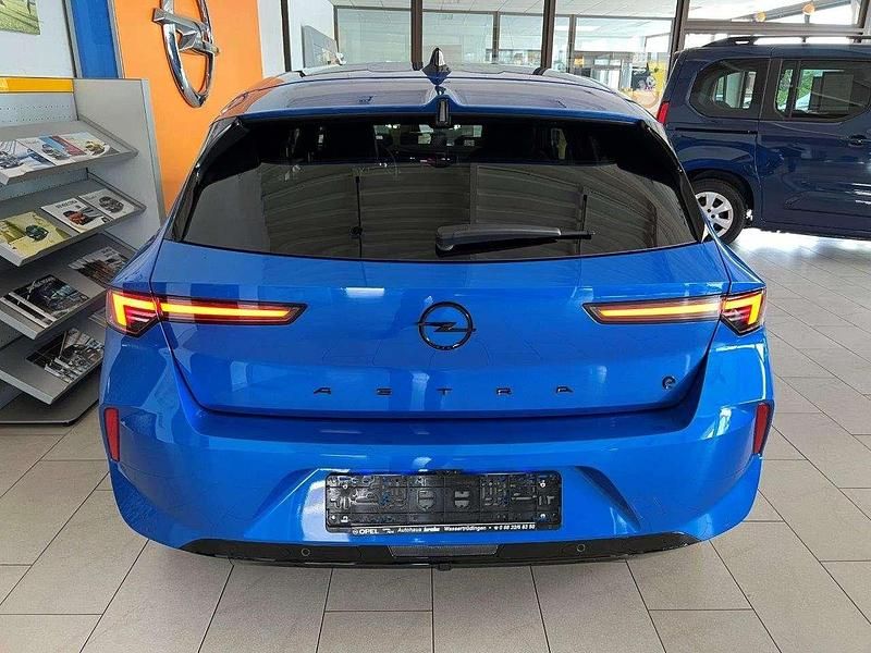 Gebraucht Opel Astra 114 kW (156 PS) 2023 Kobalt blau m2 Limousine