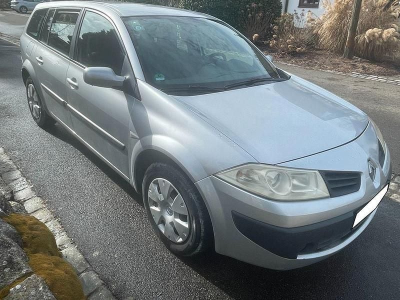 Gebraucht Renault Mégane II Authentique 86 PS (63 kW) 2007 Silber Limousine