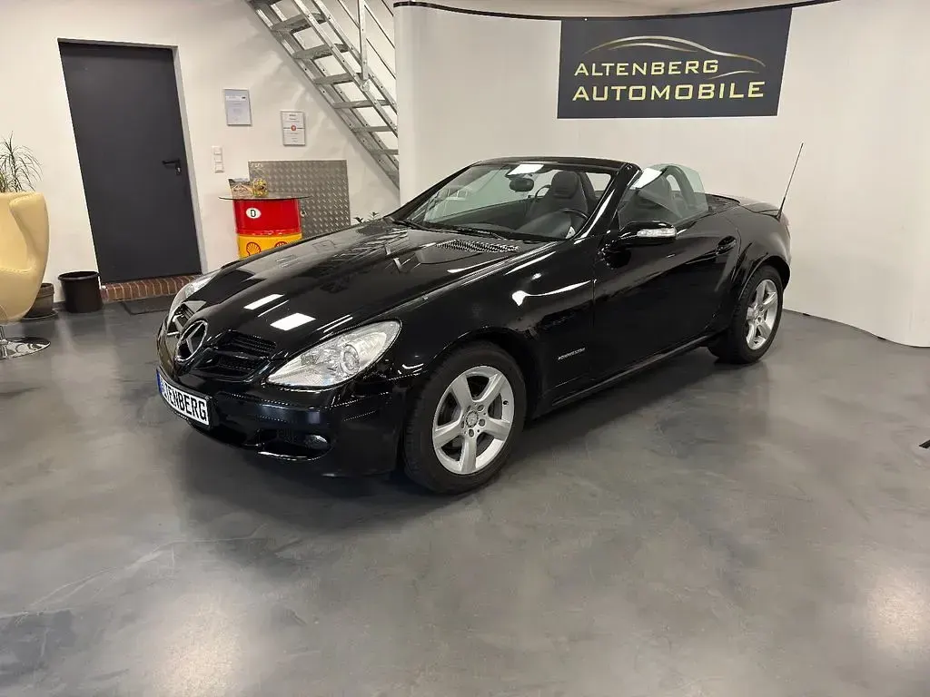 Gebraucht Mercedes SLK200 163 PS (119 kW) 2007 Schwarz Cabrio