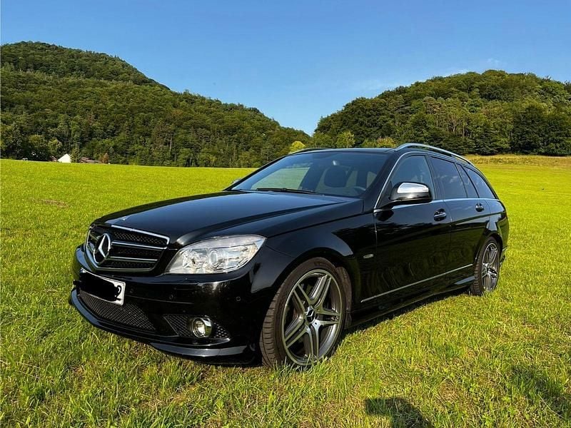 Schwarz Gebraucht 2008 Mercedes C280 Avantgarde Kombi | 10.950 € - Bild 1/4