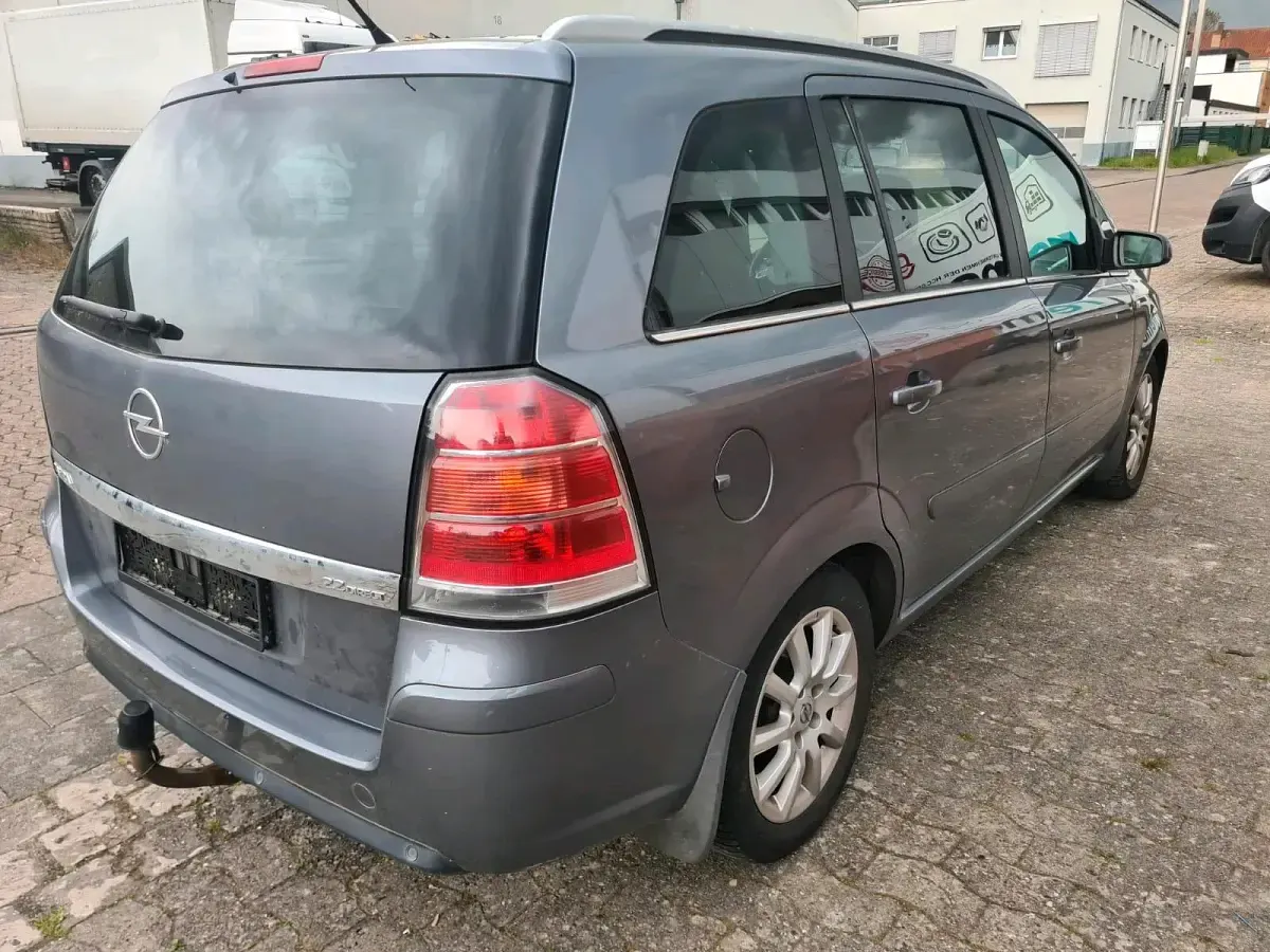 Gebraucht Opel Zafira 2005 Grau Van / Kleinbus