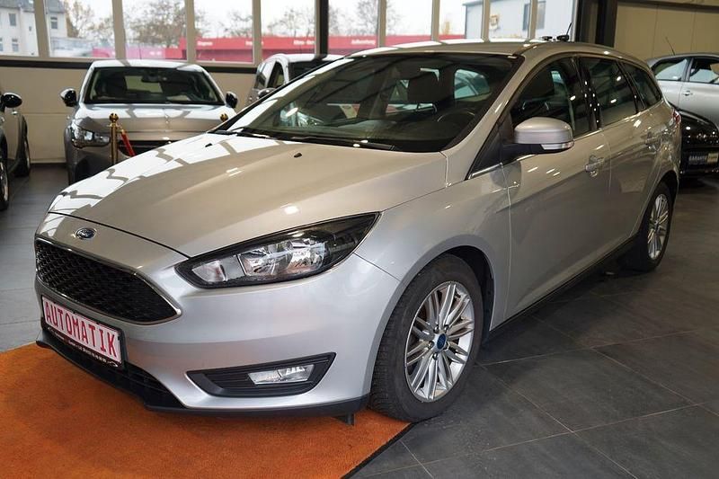 Silber Gebraucht 2017 Ford Focus Cool & Connect Limousine | 10.990 € (Etwas zu teuer) - Bild 1/4