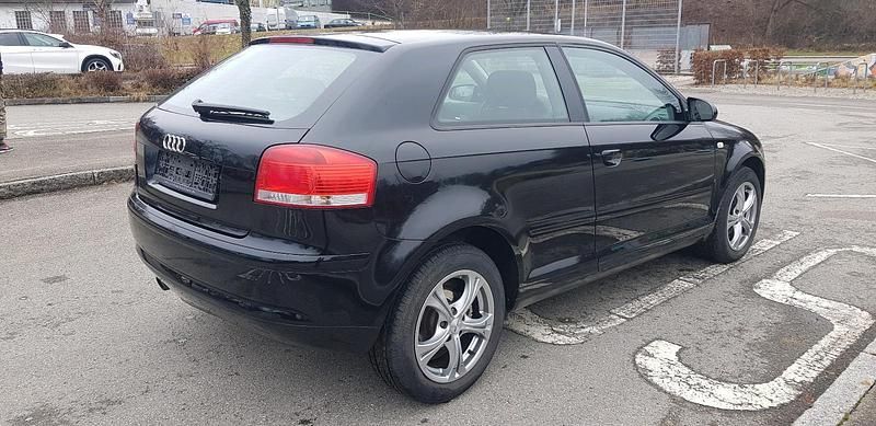 Gebraucht Audi A3 102 PS (75 kW) 2007 Schwarz Kleinwagen