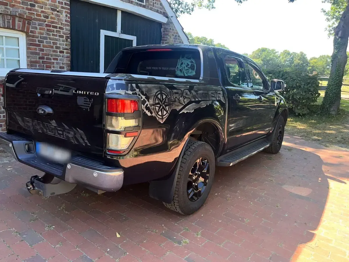 Gebraucht Ford Ranger 200 PS (147 kW) 2016 Schwarz Pickup