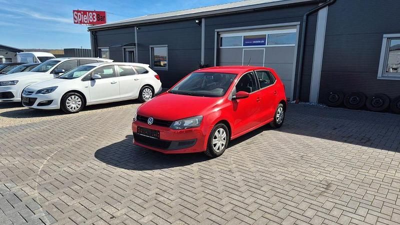 Gebraucht VW Polo Trendline 60 PS (44 kW) 2012 Rot Kleinwagen