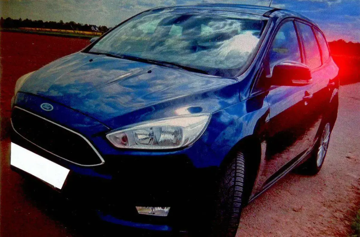 Gebraucht Ford Focus Ambiente 101 PS (74 kW) 2016 Blau Kombi