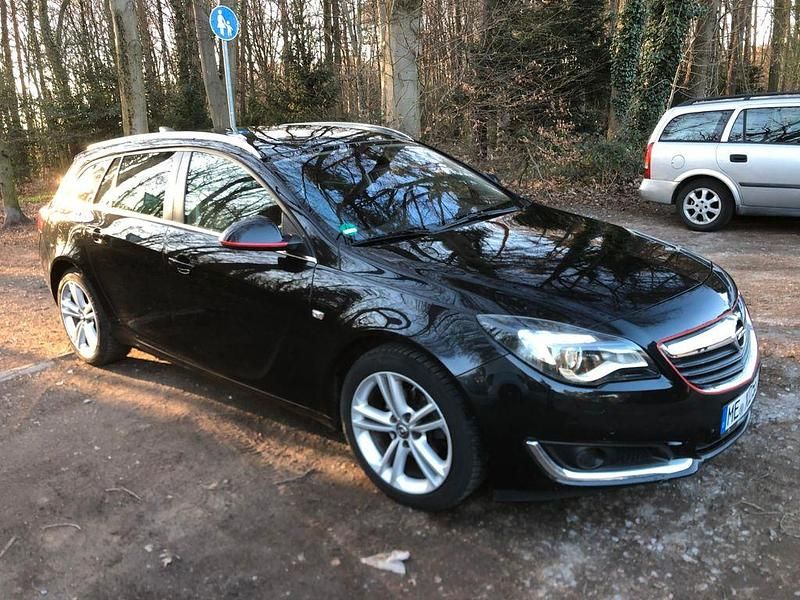Gebraucht Opel Insignia Business 140 PS (102 kW) 2015 Schwarz Kombi