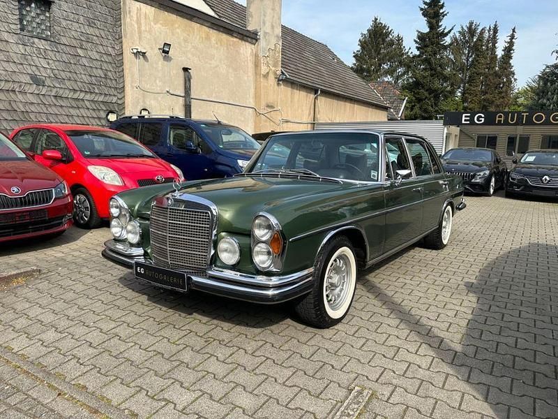 Grün Gebraucht 1971 Mercedes 300 Limousine | 66.850 € - Bild 1/4