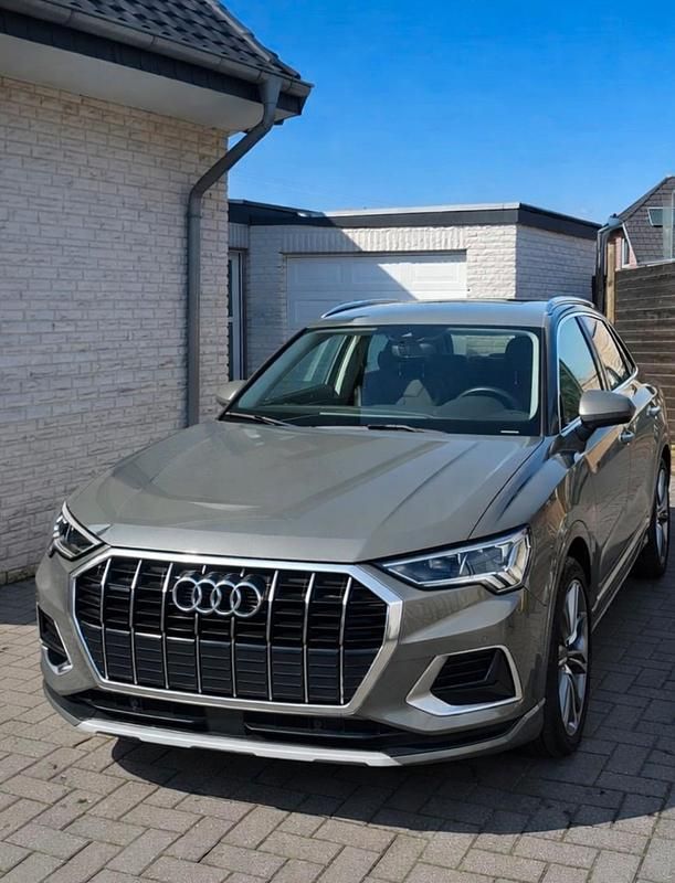 Gebraucht Audi Q3 Ambiente 190 PS (139 kW) 2019 Grau SUV