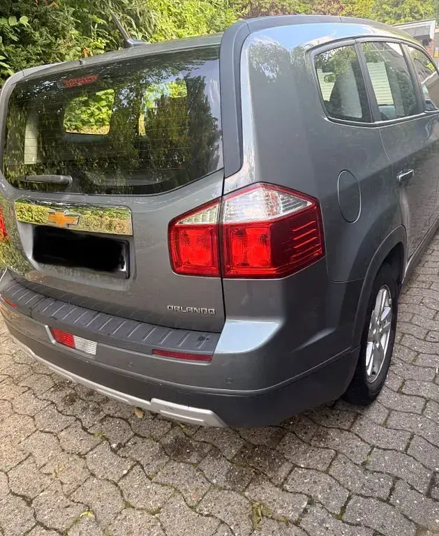 Gebraucht Chevrolet Orlando LT 163 PS (119 kW) 2012 Grau Van / Kleinbus