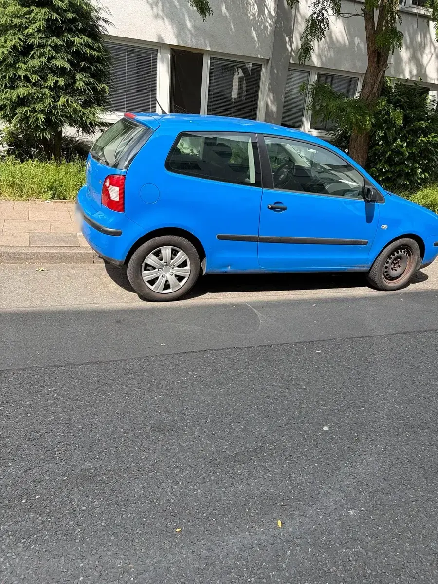Gebraucht VW Polo 60 PS (44 kW) 2003 Blau Kleinwagen