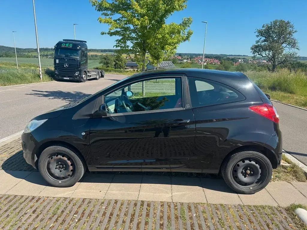 Gebraucht Ford Ka Titanium 69 PS (50 kW) 2009 Schwarz Kleinwagen