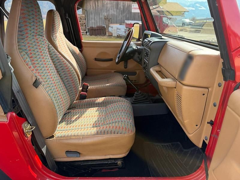 Gebraucht Jeep Wrangler 178 PS (130 kW) 1996 Rot SUV