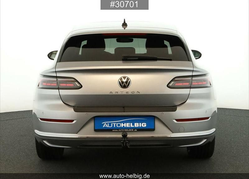 Gebraucht VW Arteon Elegance 150 PS (110 kW) 2023 Silber Kombi