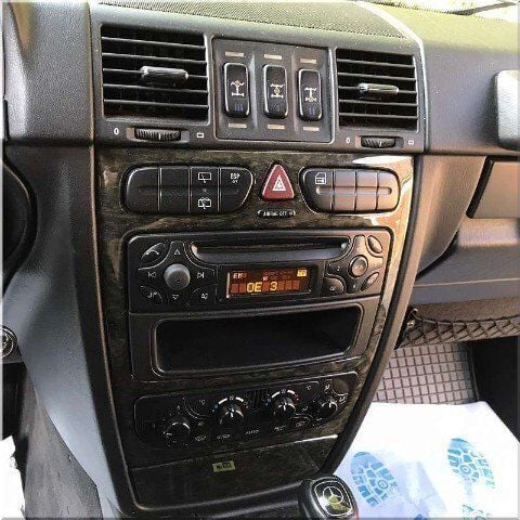 Gebraucht Mercedes G270 156 PS (114 kW) 2003 Silber SUV