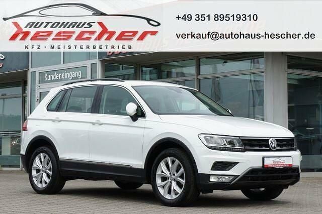 Weiß Gebraucht 2016 VW Tiguan Comfortline SUV | 18.980 € (Etwas zu teuer) - Bild 1/2
