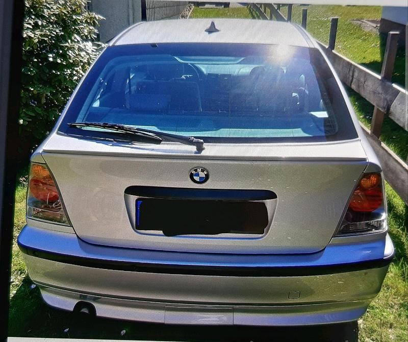 Gebraucht BMW 318 2001 Grau Coupé