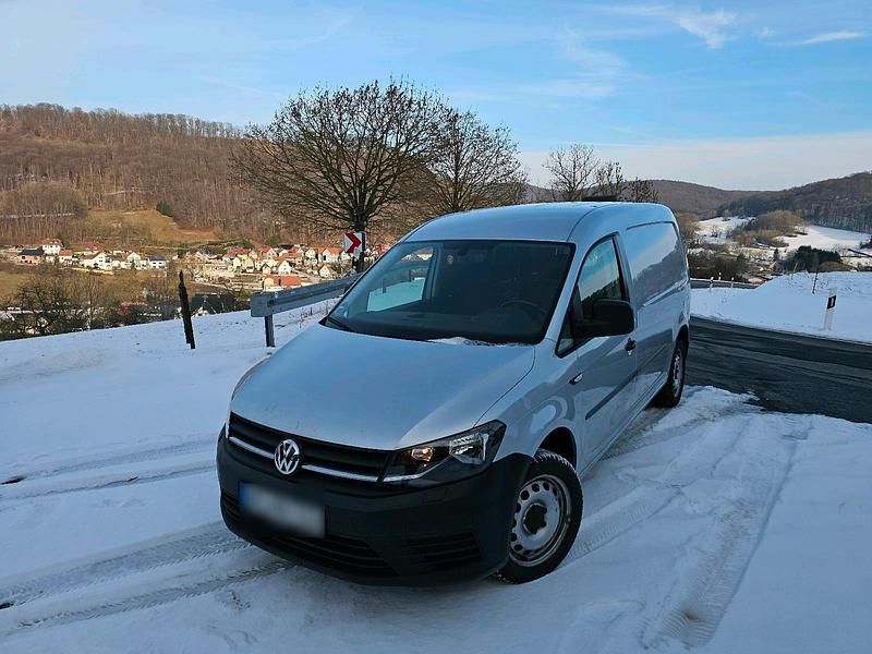 Second-hand VW Caddy 102 CP (75 kW) 2017 Argintiu Monovolum