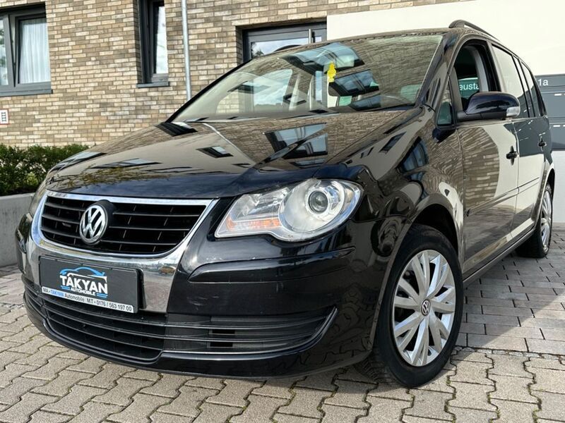 Schwarz Gebraucht 2007 VW Touran Trendline Van / Kleinbus | 6.999 € - Bild 1/4
