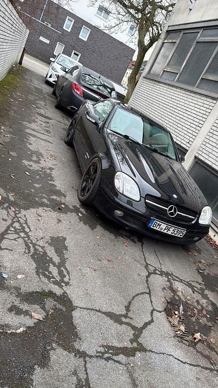 Gebraucht Mercedes SLK200 163 PS (119 kW) 2000 Schwarz Cabrio