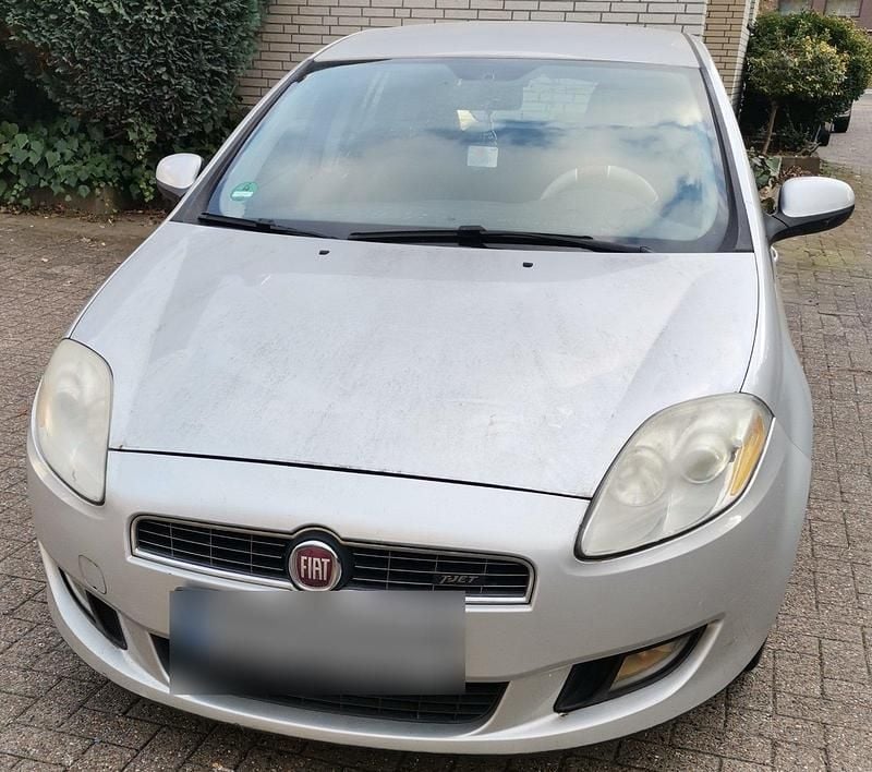 Gebraucht Fiat Bravo 90 PS (66 kW) 2009 Silber Kleinwagen