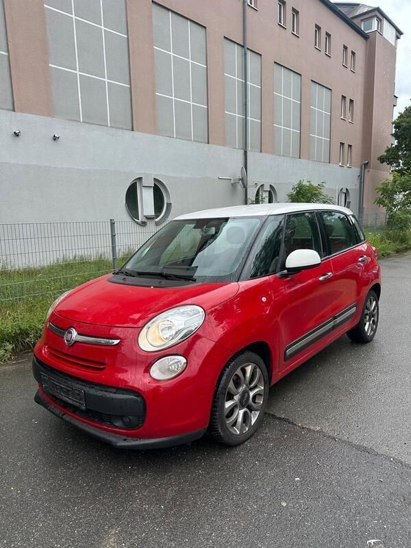 Rot Gebraucht 2014 Fiat 500L Van / Kleinbus | 5.000 € (Superpreis) - Bild 1/4