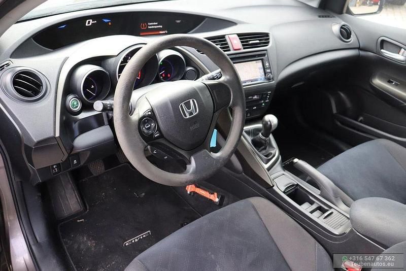 Gebraucht Honda Civic 140 PS (102 kW) 2012 Braun Limousine