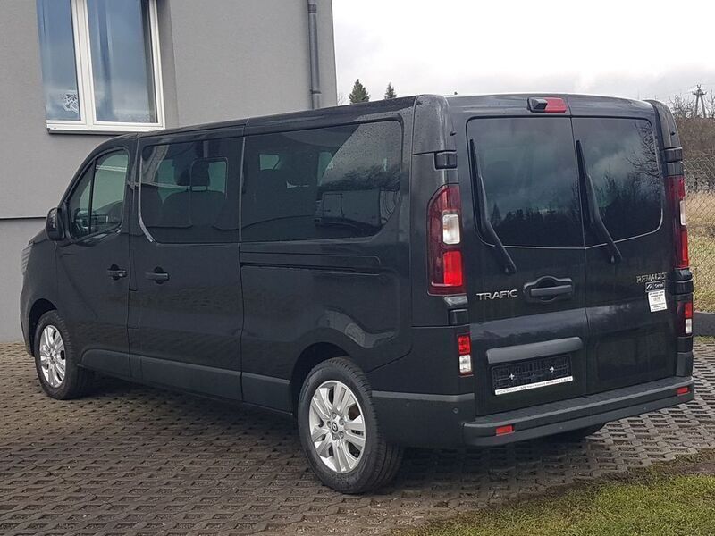 Gebraucht Renault Trafic 150 PS (110 kW) 2024 Schwarz Van / Kleinbus