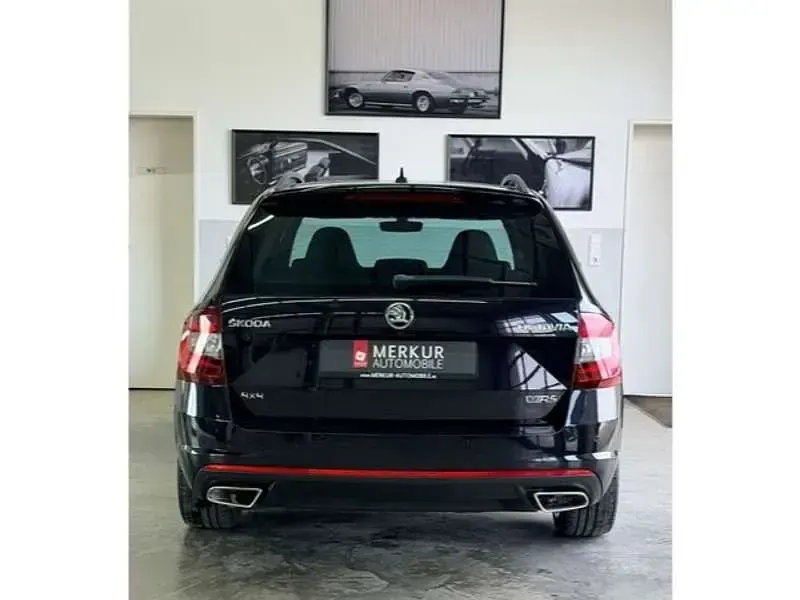Gebraucht Skoda Octavia RS 184 PS (135 kW) 2019 Cerna magic/black magic Kombi