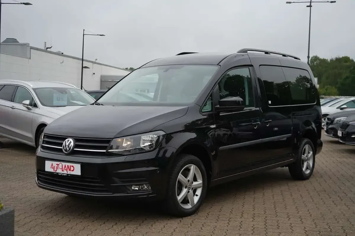 Gebraucht VW Caddy Maxi 131 PS (96 kW) 2019 Candyweiss Van / Kleinbus
