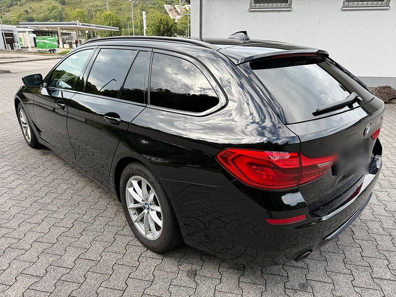 Second-hand BMW 520 190 CP (139 kW) 2019 Negru Break