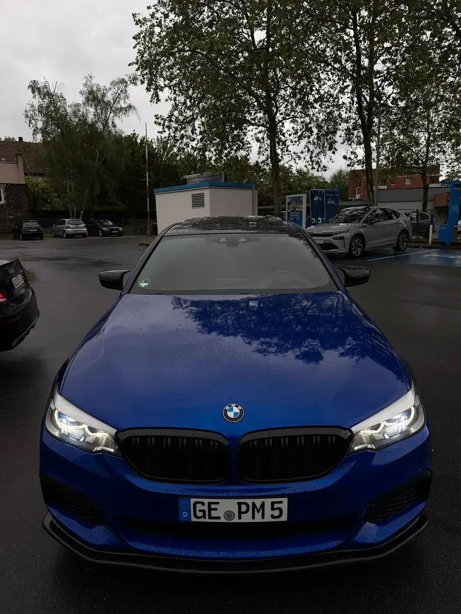 Gebraucht BMW 530 269 PS (197 kW) 2017 Blau Limousine